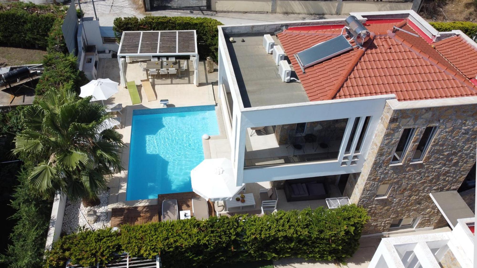 Villa Douglas - Private Pool, Bbq, 4Bdrms, View เปฟโกโฮรี ภายนอก รูปภาพ