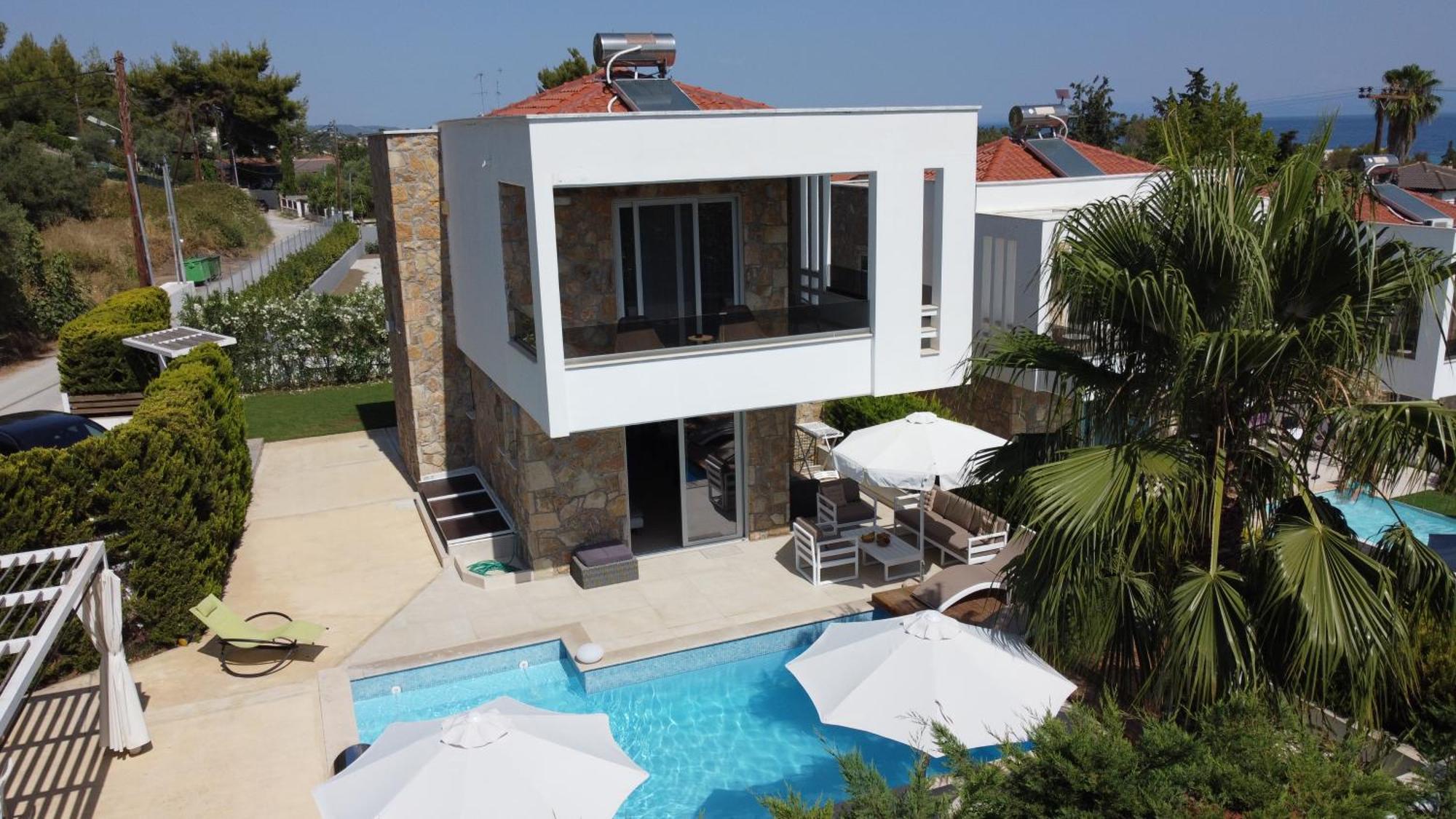 Villa Douglas - Private Pool, Bbq, 4Bdrms, View เปฟโกโฮรี ภายนอก รูปภาพ
