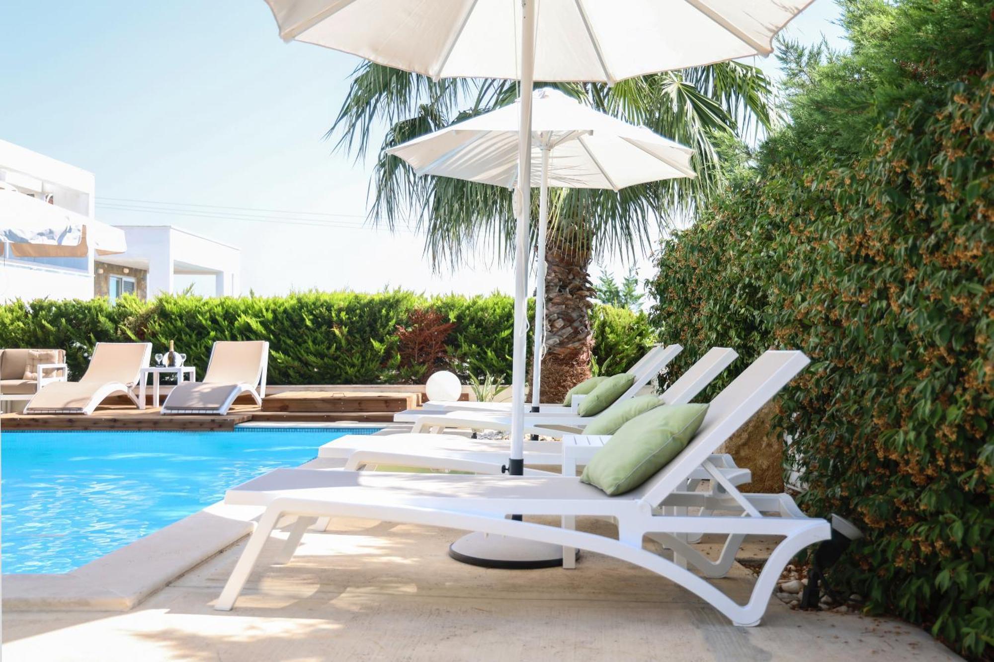 Villa Douglas - Private Pool, Bbq, 4Bdrms, View เปฟโกโฮรี ภายนอก รูปภาพ