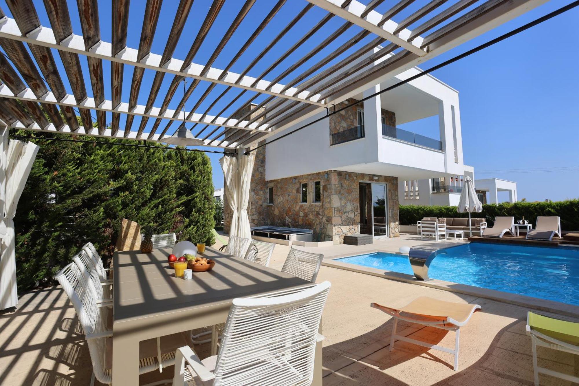 Villa Douglas - Private Pool, Bbq, 4Bdrms, View เปฟโกโฮรี ภายนอก รูปภาพ