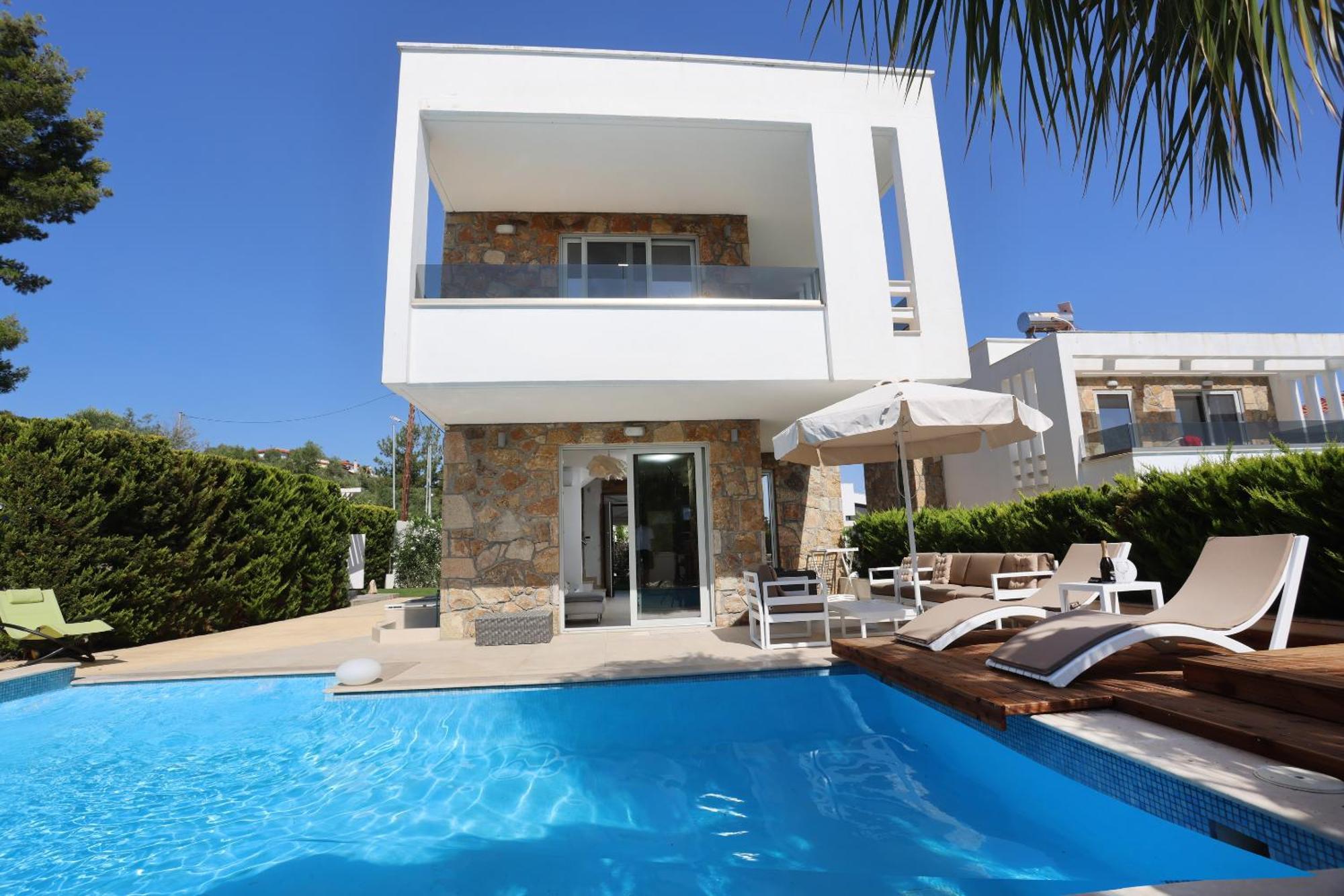 Villa Douglas - Private Pool, Bbq, 4Bdrms, View เปฟโกโฮรี ภายนอก รูปภาพ